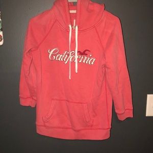 L hoodie from Hollister